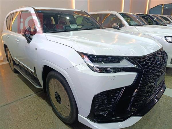 Lexus for sale in Iraq